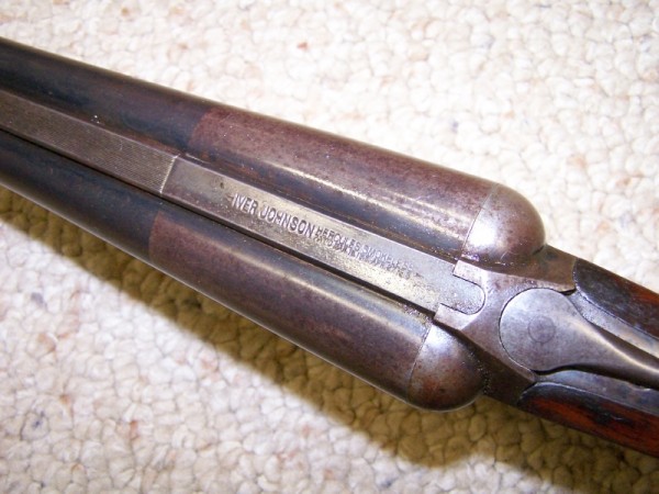 Side-plate Hercules 02.jpg (381.24 KiB) Viewed 5294 times Sideplate Iver Johnson Hercules top