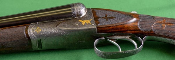 13292 01 Teddys gun.jpg