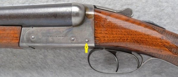 Q355073 02 with arrow to sear pin.jpg